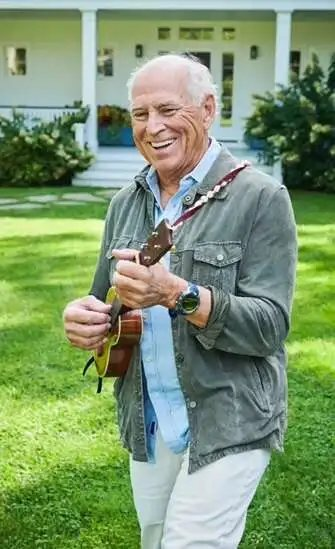 How much money is Jimmy Buffett worth?
Where was Jimmy Buffett living when he died?
How did Jimmy Buffett get famous?
Is Jimmy Buffett any relation to Warren Buffett?