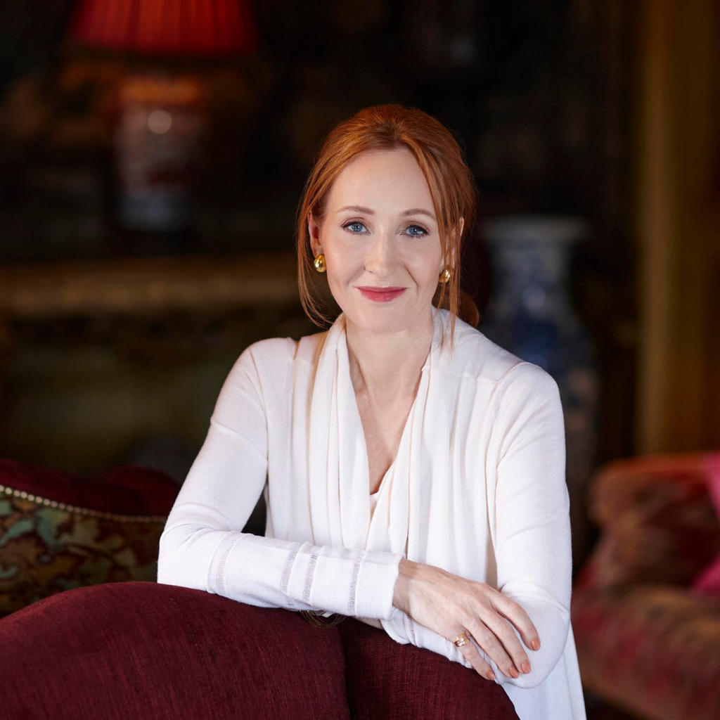 How much money did J.K. Rowling net worth?
Is J.K. Rowling a billionaire now?
What is J.K. Rowling famous for?
What happened to J.K. Rowling after Harry Potter?