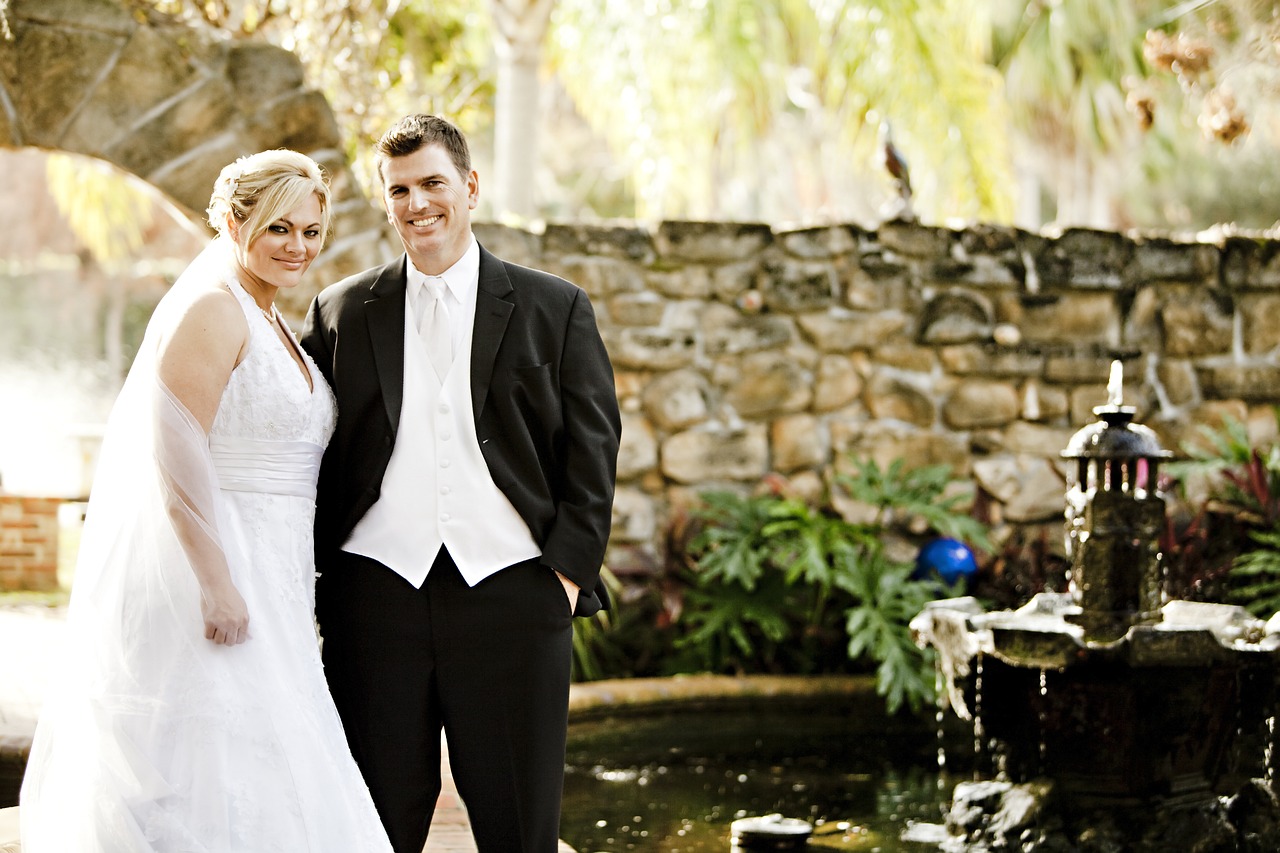 why are people marrying later in life?